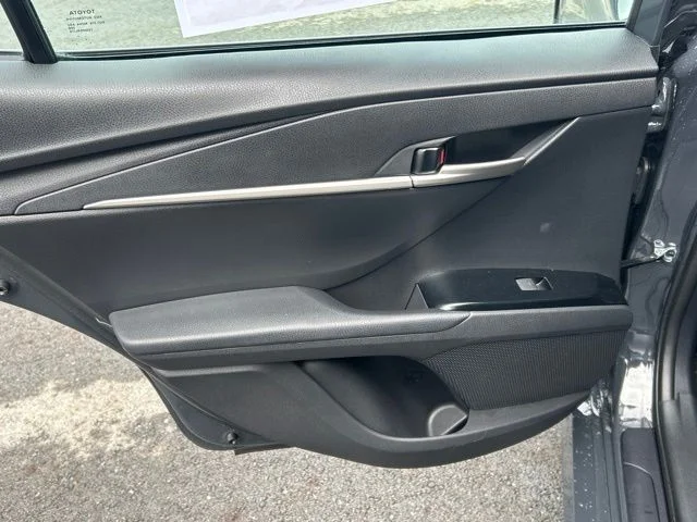Certified Used 2025  Toyota LE image 35