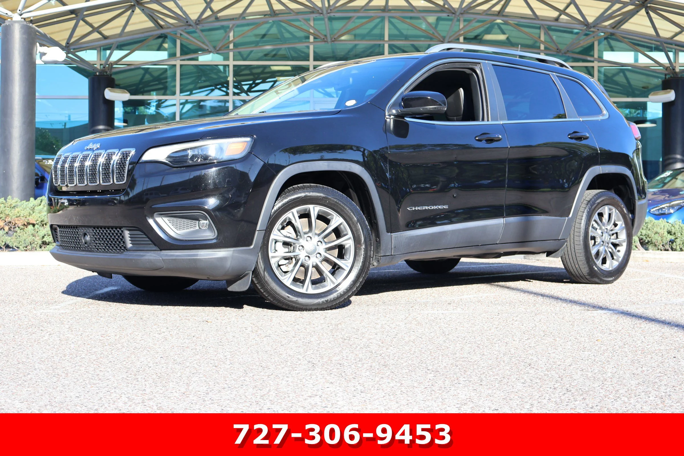 2021 Jeep Cherokee Latitude Lux's photo