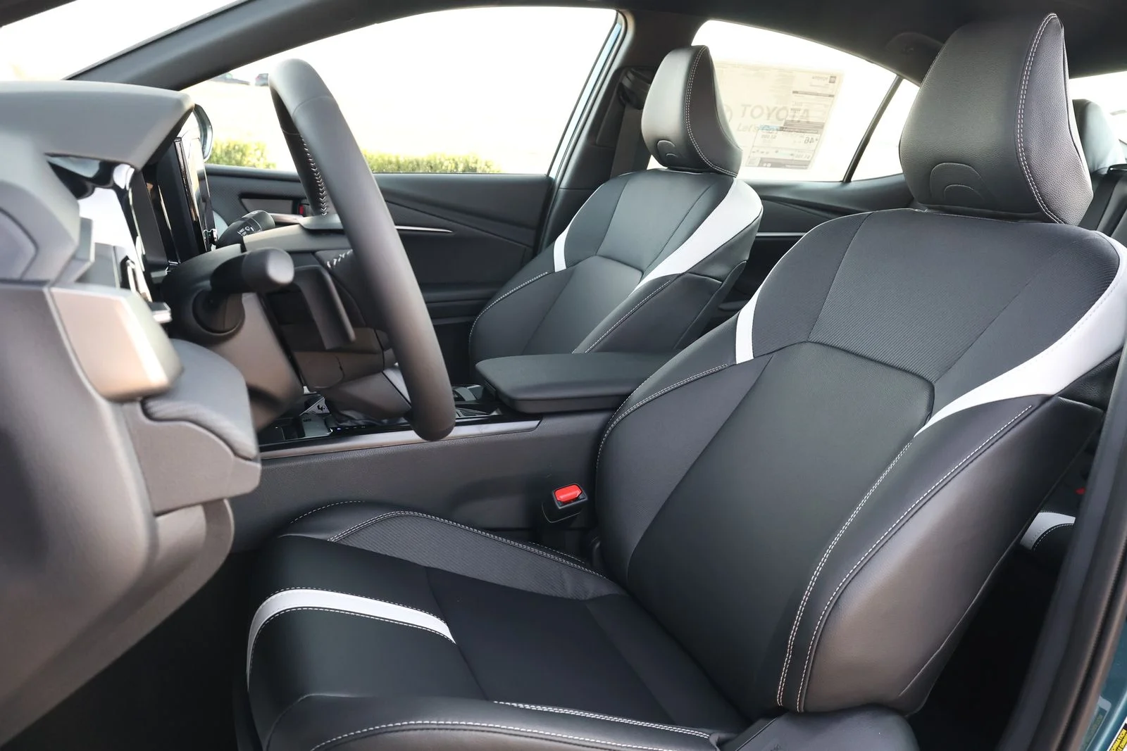 New 2026 Ocean Gem Toyota SE image 26