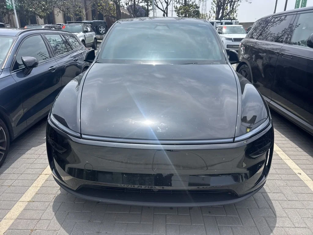 Used 2026 Tesla Model Y Long Range with VIN 7SAYGDEE3TF353707 for sale in Cerritos, CA