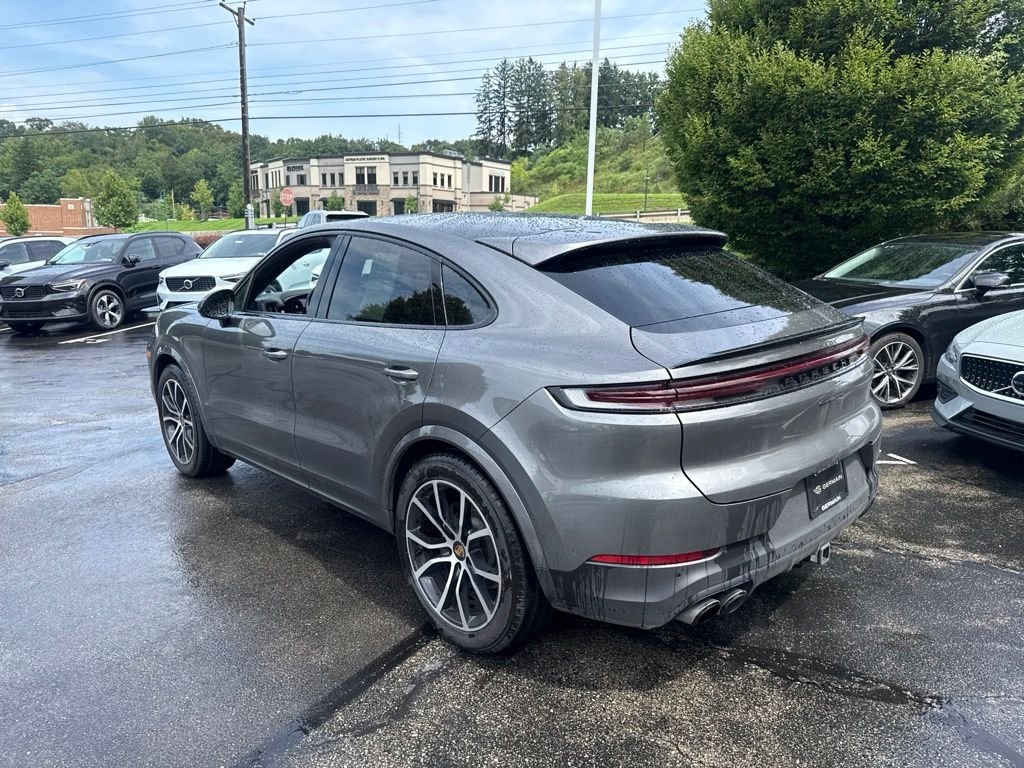Used 2024 Quartzite Grey Metallic Porsche Base image 4
