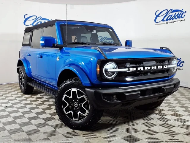 2023 Ford Bronco Base