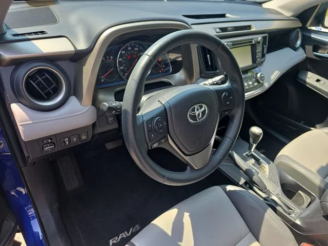 Used 2015 Blue Toyota Limited image 17