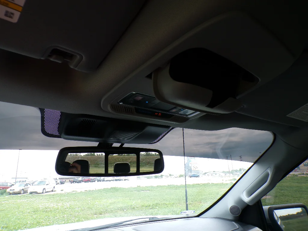 Used 2021 Space White Metallic Ford LARIAT image 28