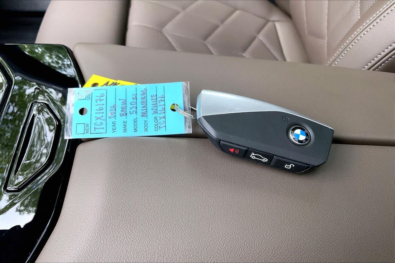 Used 2026 Mineral White Metallic BMW 530i xDrive image 14