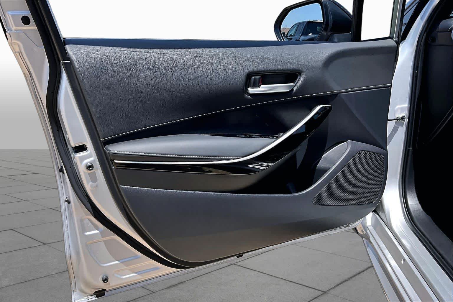 Used 2024 Classic Silver Metallic/Midnight Black Metallic Toyota XSE image 21