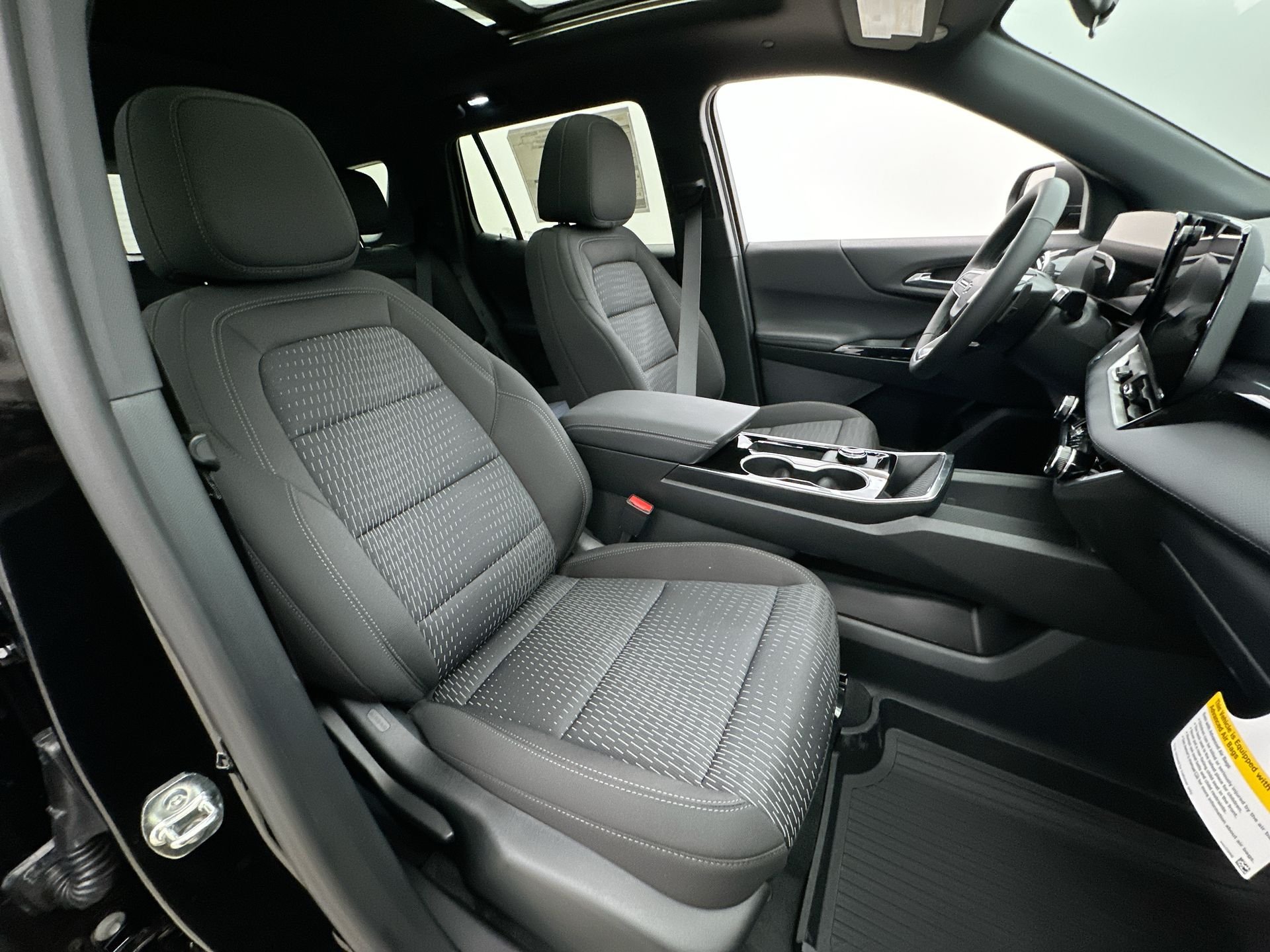 2027 Chevrolet Equinox LT - Photo 84