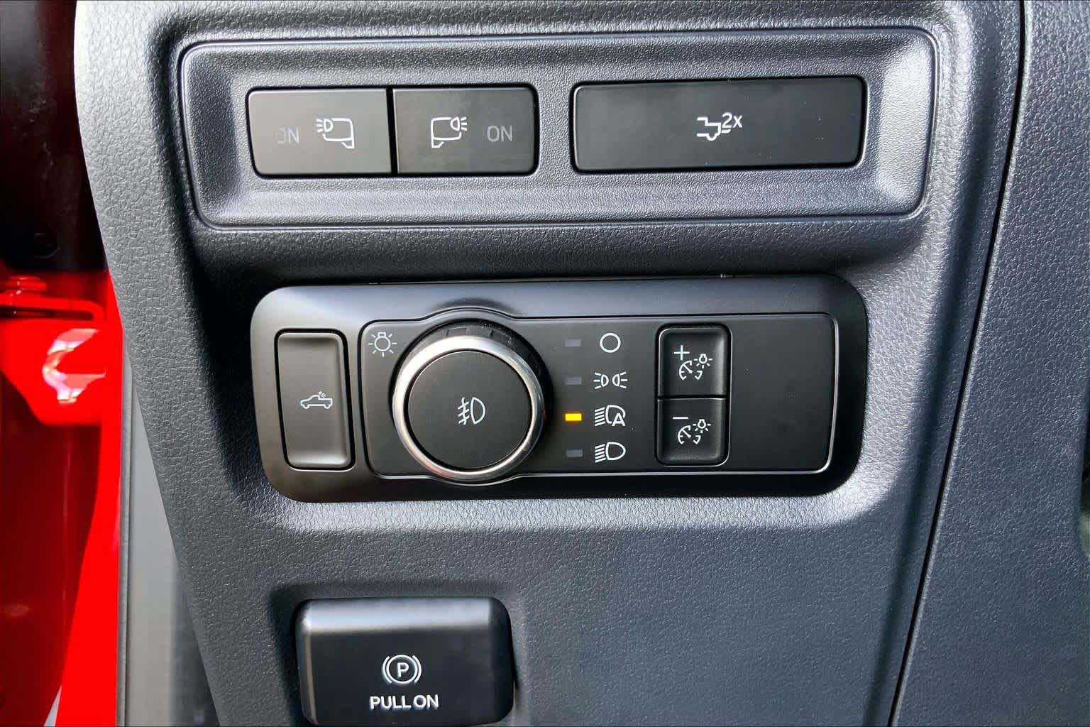 Used 2023 Race Red Ford XLT image 36