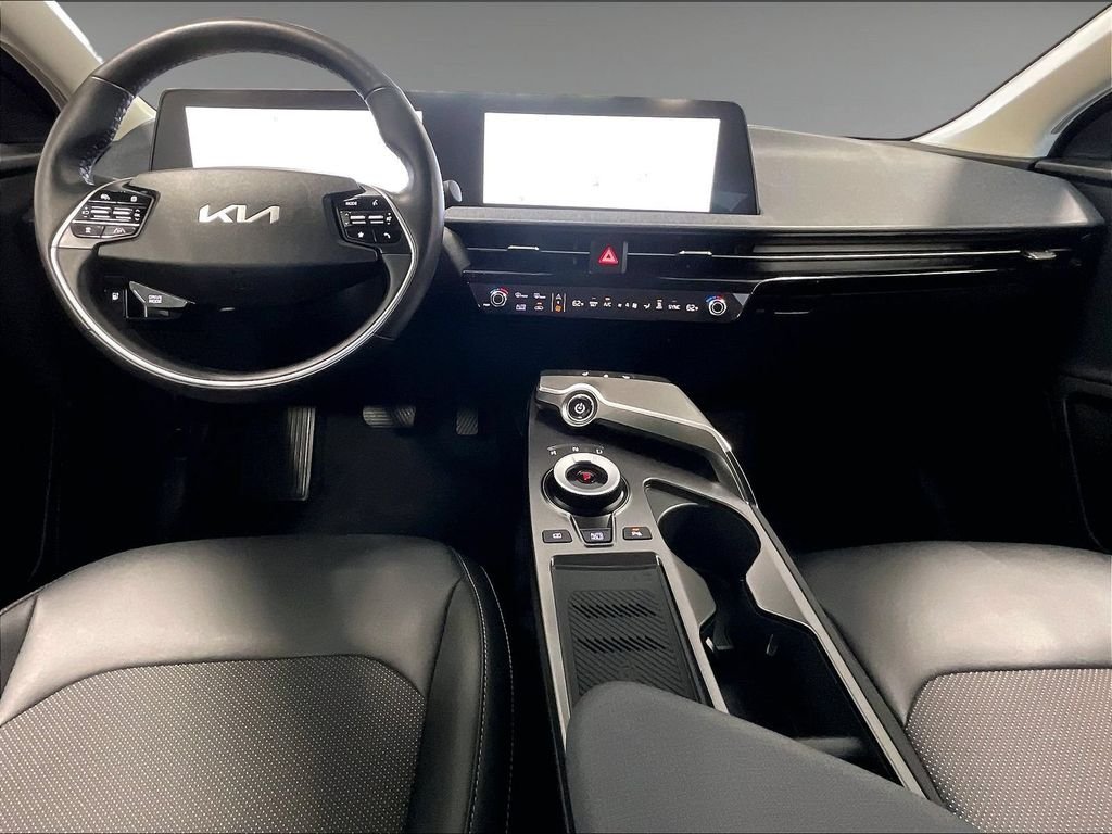 Used 2024 Gray Kia Light image 21