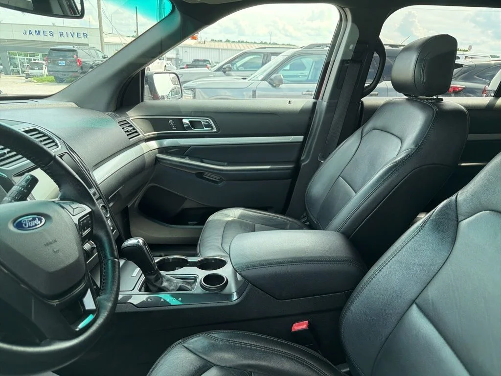 Used 2017 Ruby Red Metallic Ford XLT image 8