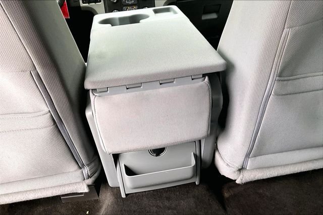 Used 2013 Gray Ford XLT image 32