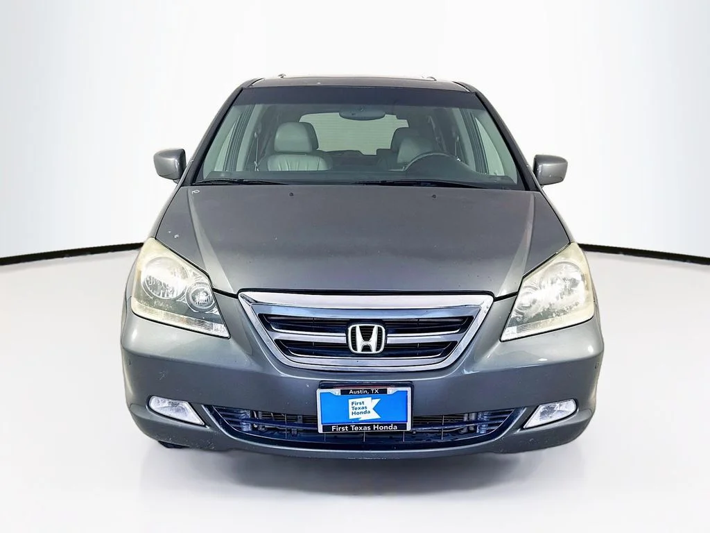 Used 2007 Nimbus Gray Metallic Honda Touring image 2