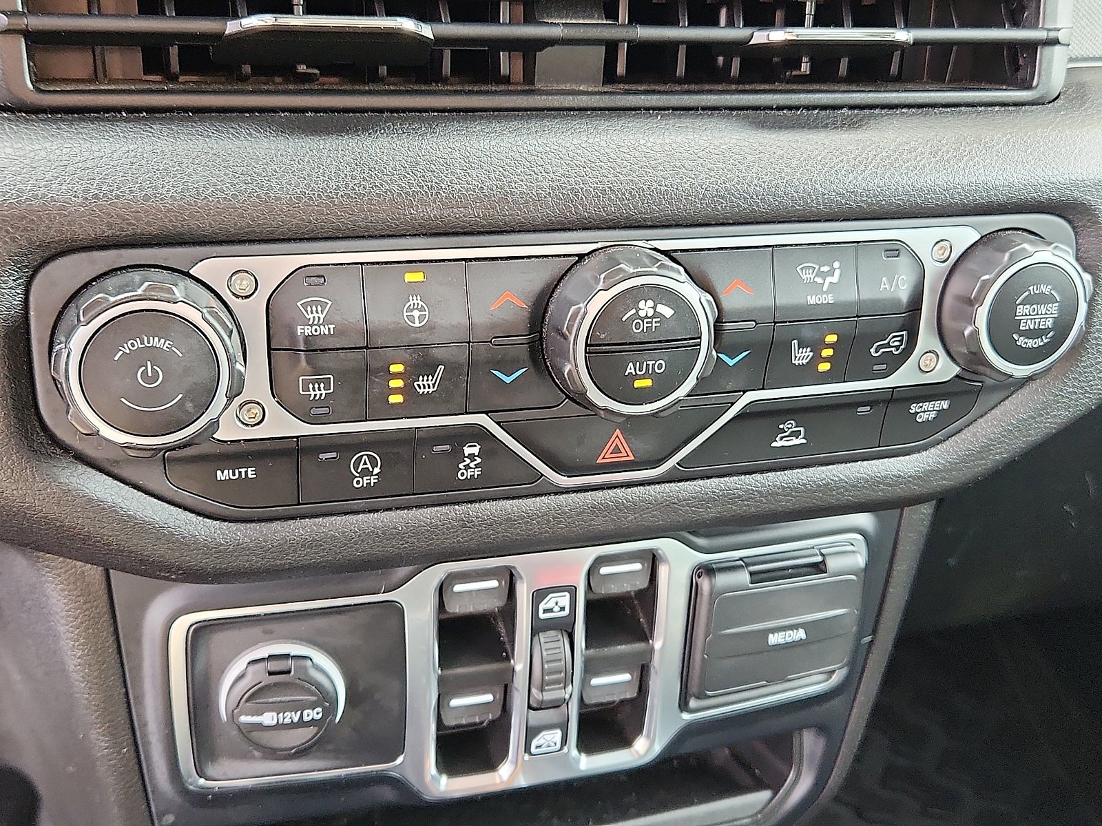 Used 2024 Blue Jeep Sport S image 15