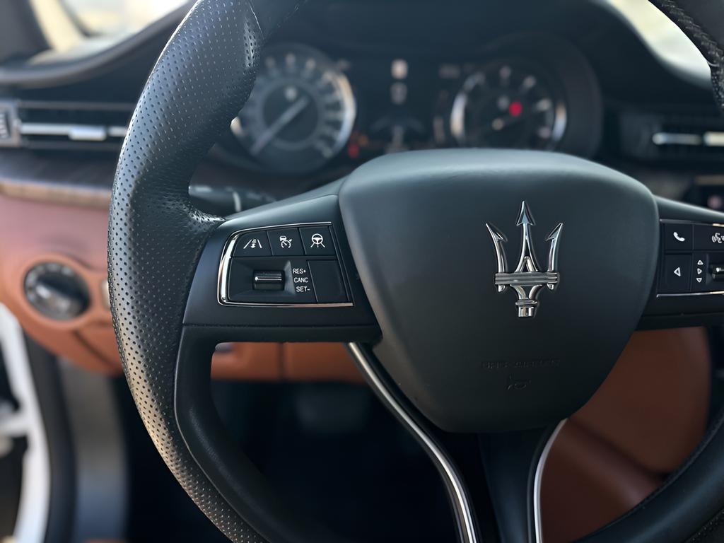 Used 2023 White Maserati GT image 13