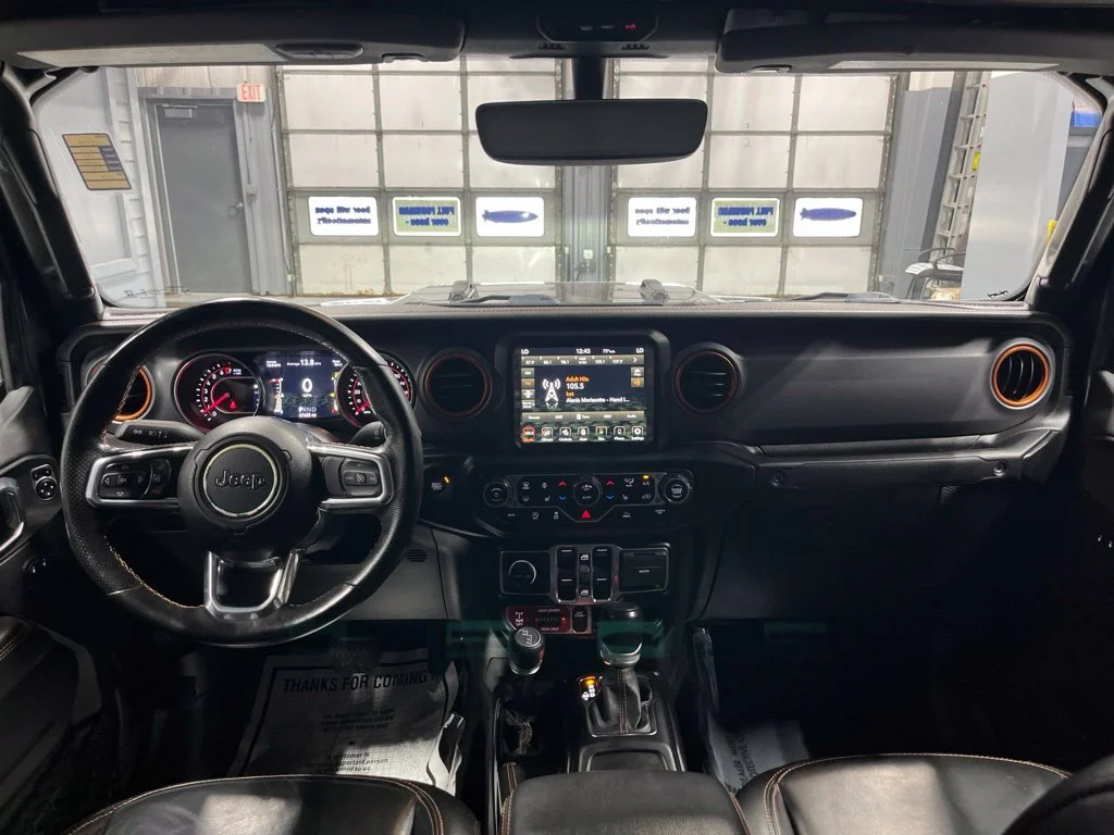 Used 2021 Crystal Metallic Jeep Mojave image 32