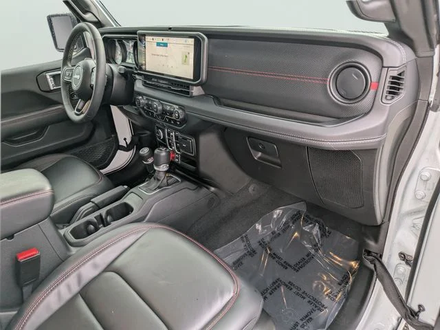 Used 2025 White Jeep Rubicon X image 9