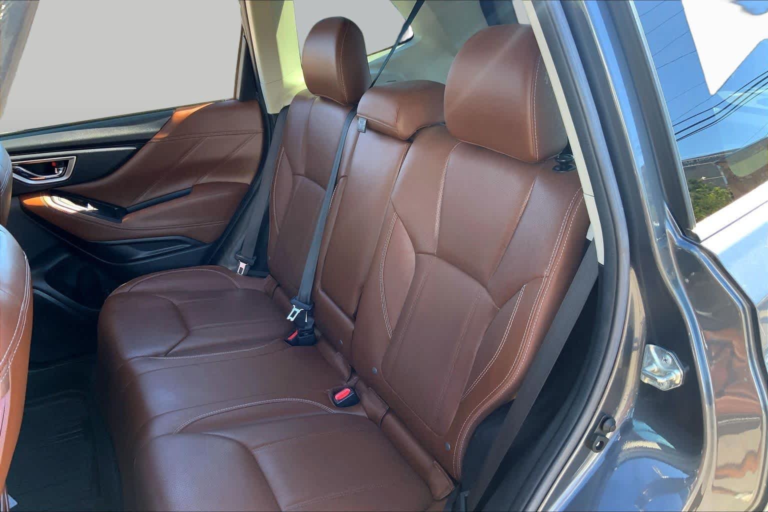Used 2020 Magnetite Gray Metallic Subaru Touring image 18