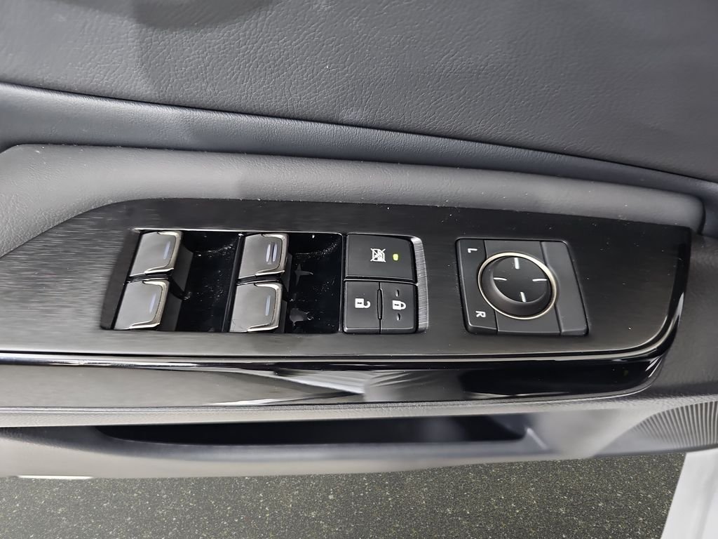 Used 2025 White Lexus 350 image 26