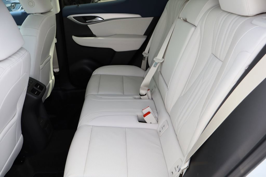 2026 Buick Envision Avenir - Photo 23