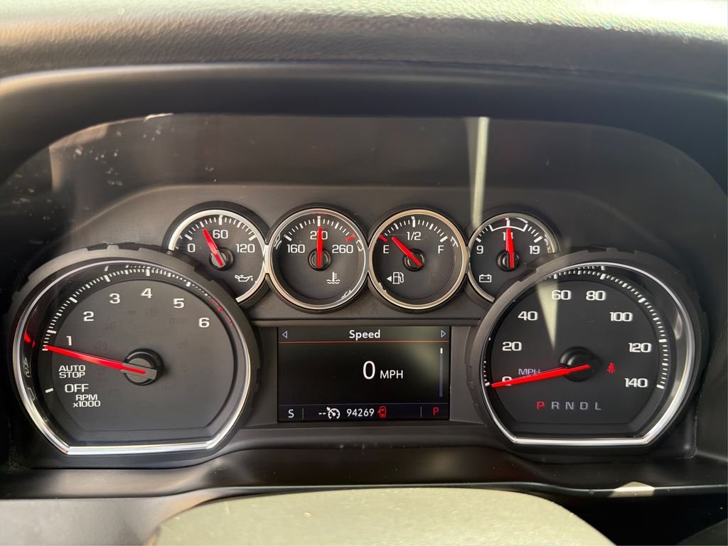 Used 2020 Shadow Gray Metallic Chevrolet LT image 16