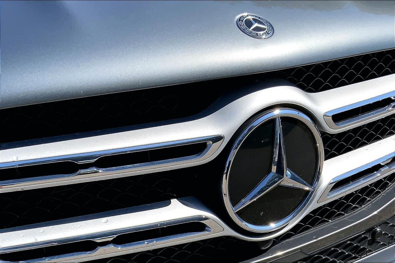 Used 2020 Selenite Grey Metallic Mercedes-Benz GLE 350 image 30