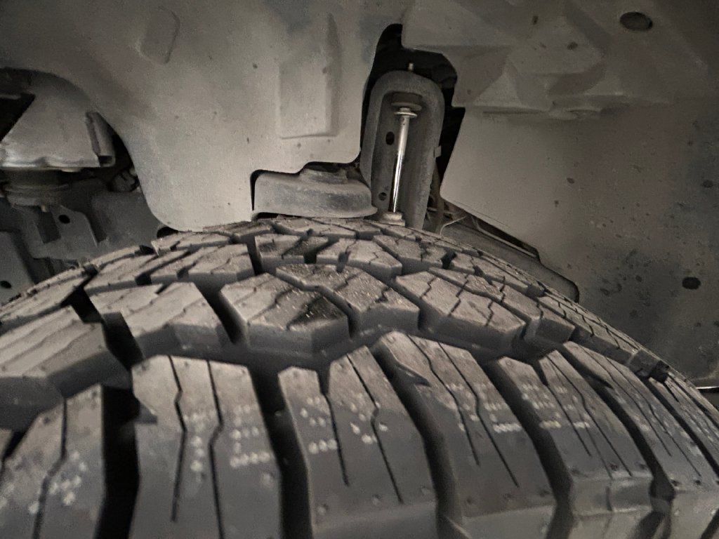 Used 2016 Silver Jeep Unlimited Sahara image 22