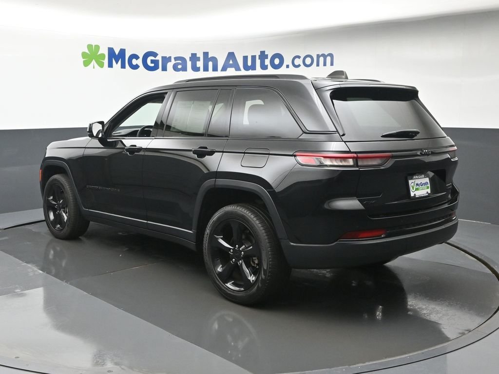 Used 2023 Black Jeep Limited image 27