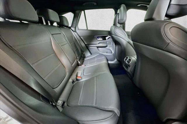 New 2027 Polar White Mercedes-Benz GLC 300 image 55