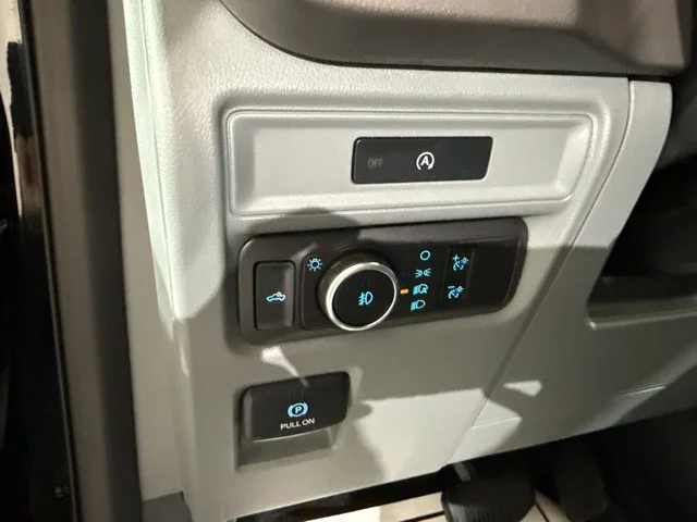 Used 2025 Black Ford XLT image 18