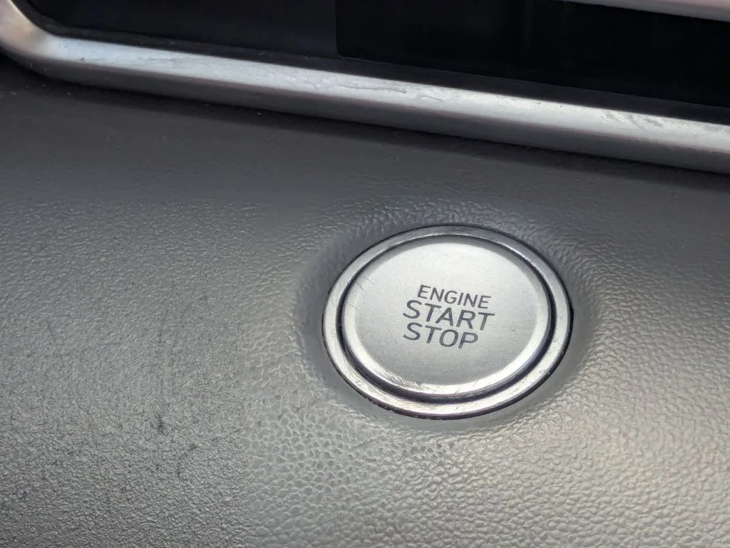Used 2023 Red Hyundai SEL image 25