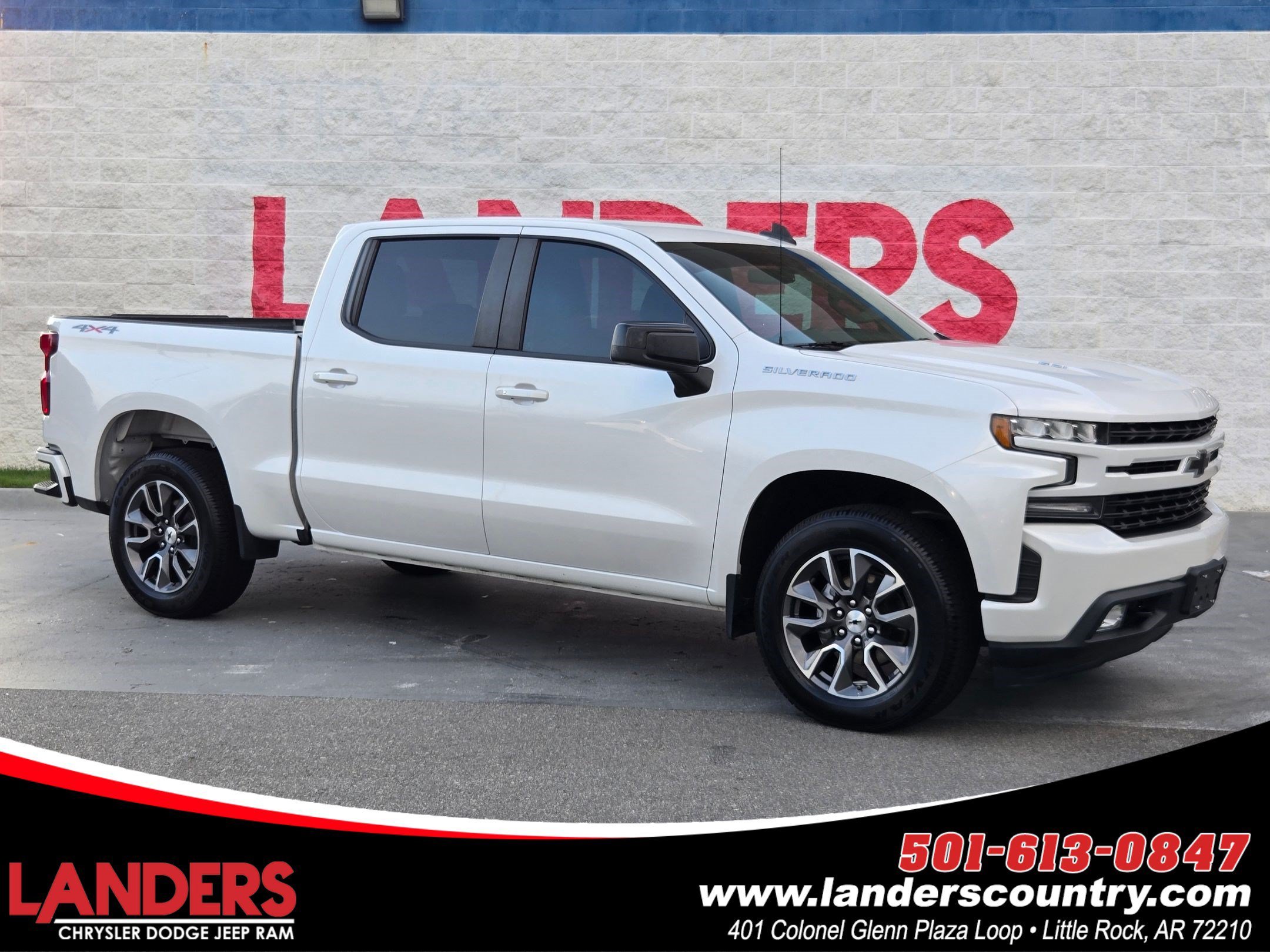 Used 2022 Iridescent Pearl Tricoat Chevrolet RST image 1