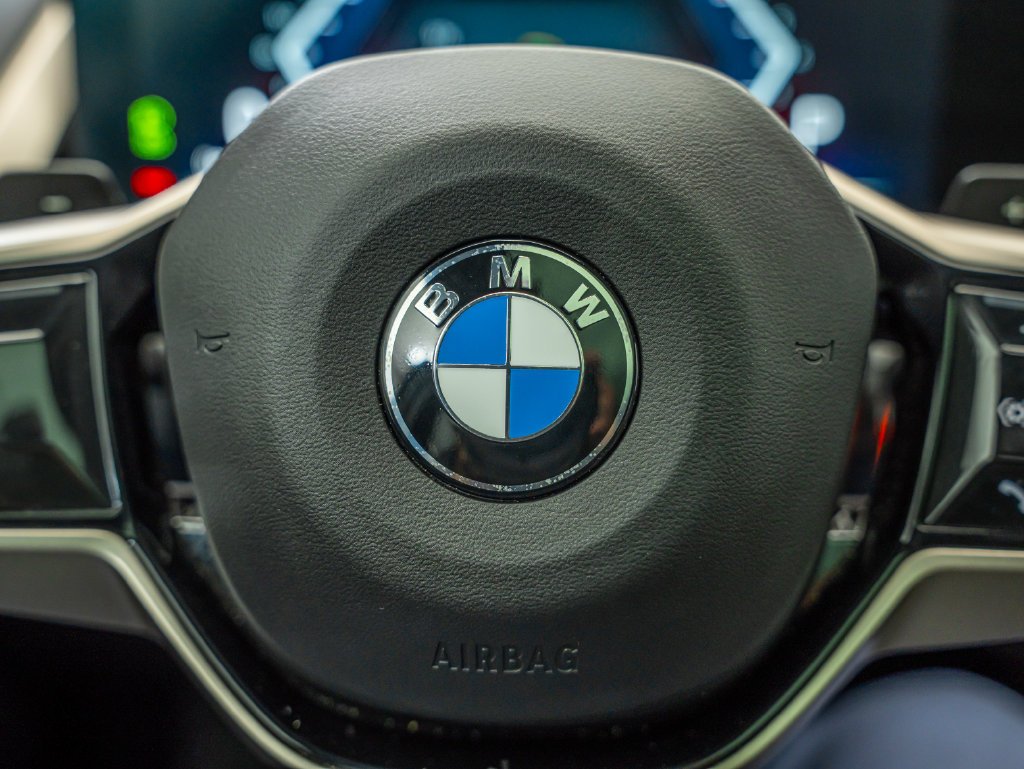 Used 2025 Black Sapphire Metallic BMW 30 xDrive image 20