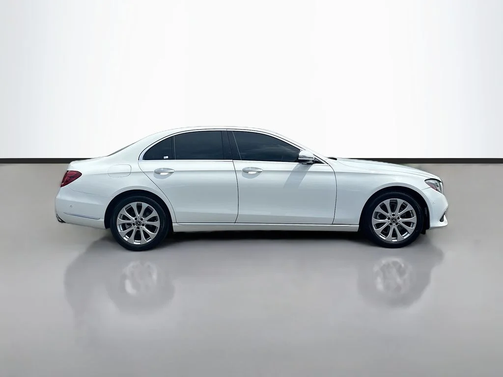 Used 2018 Polar White Mercedes-Benz E 300 image 2