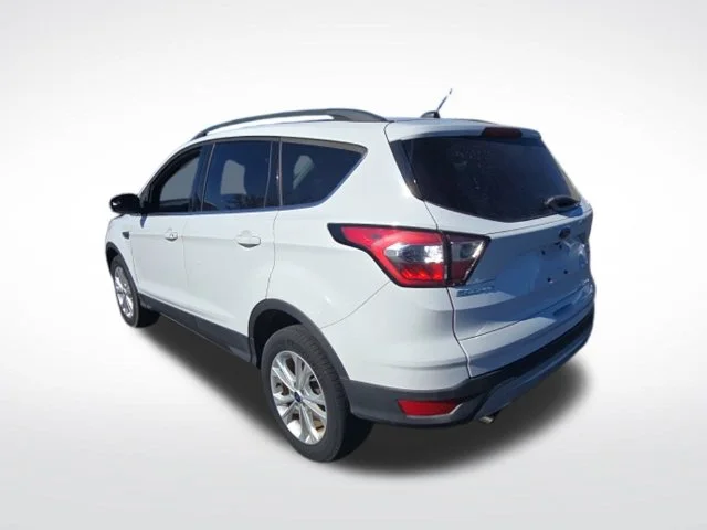 Used 2018 White Ford SE image 9