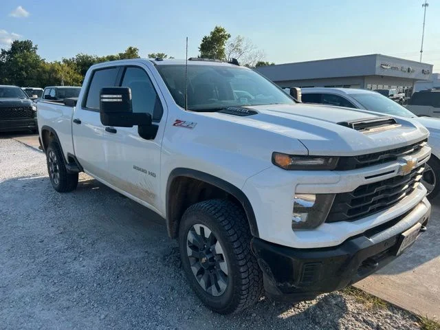 2025 Chevrolet Silverado 2500HD Custom