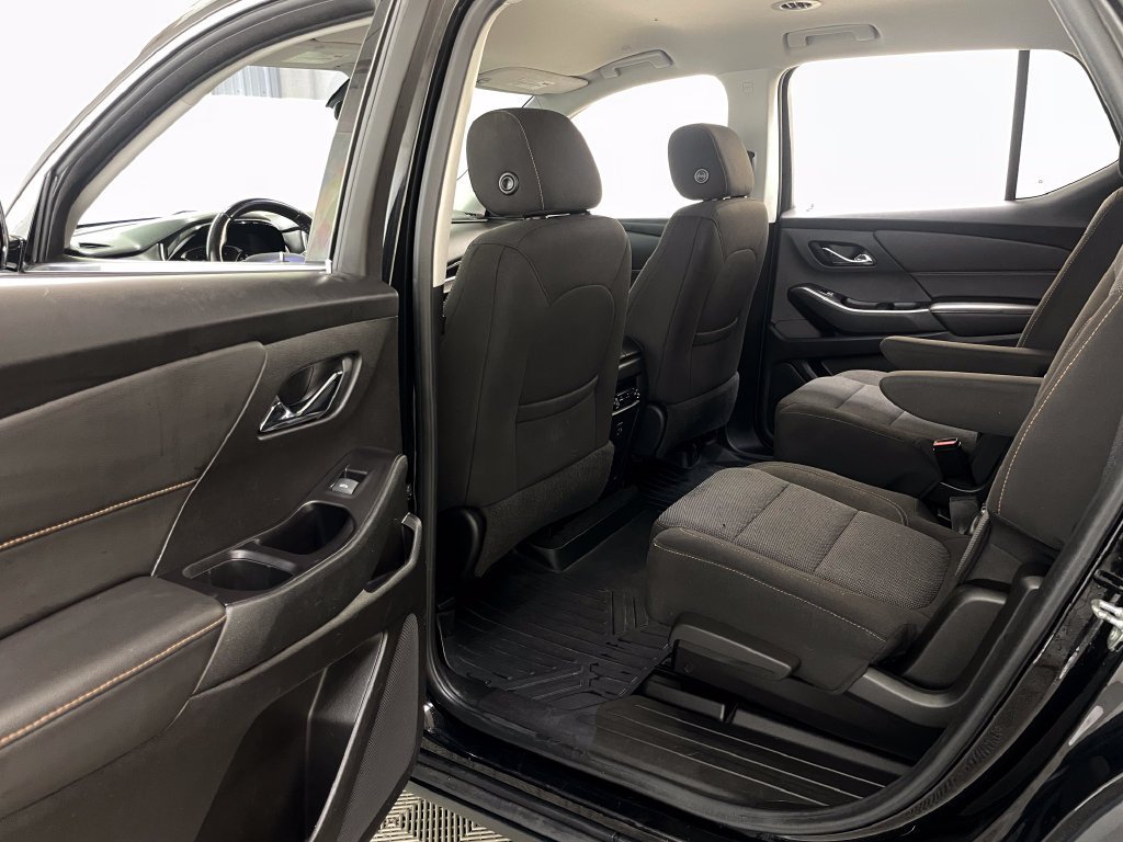 Certified Used 2019 MOSAIC BLACK METALLIC Chevrolet LT Cloth image 41