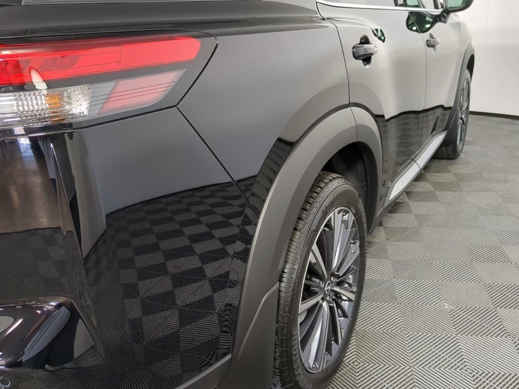 New 2026 Super Black Nissan Platinum image 8