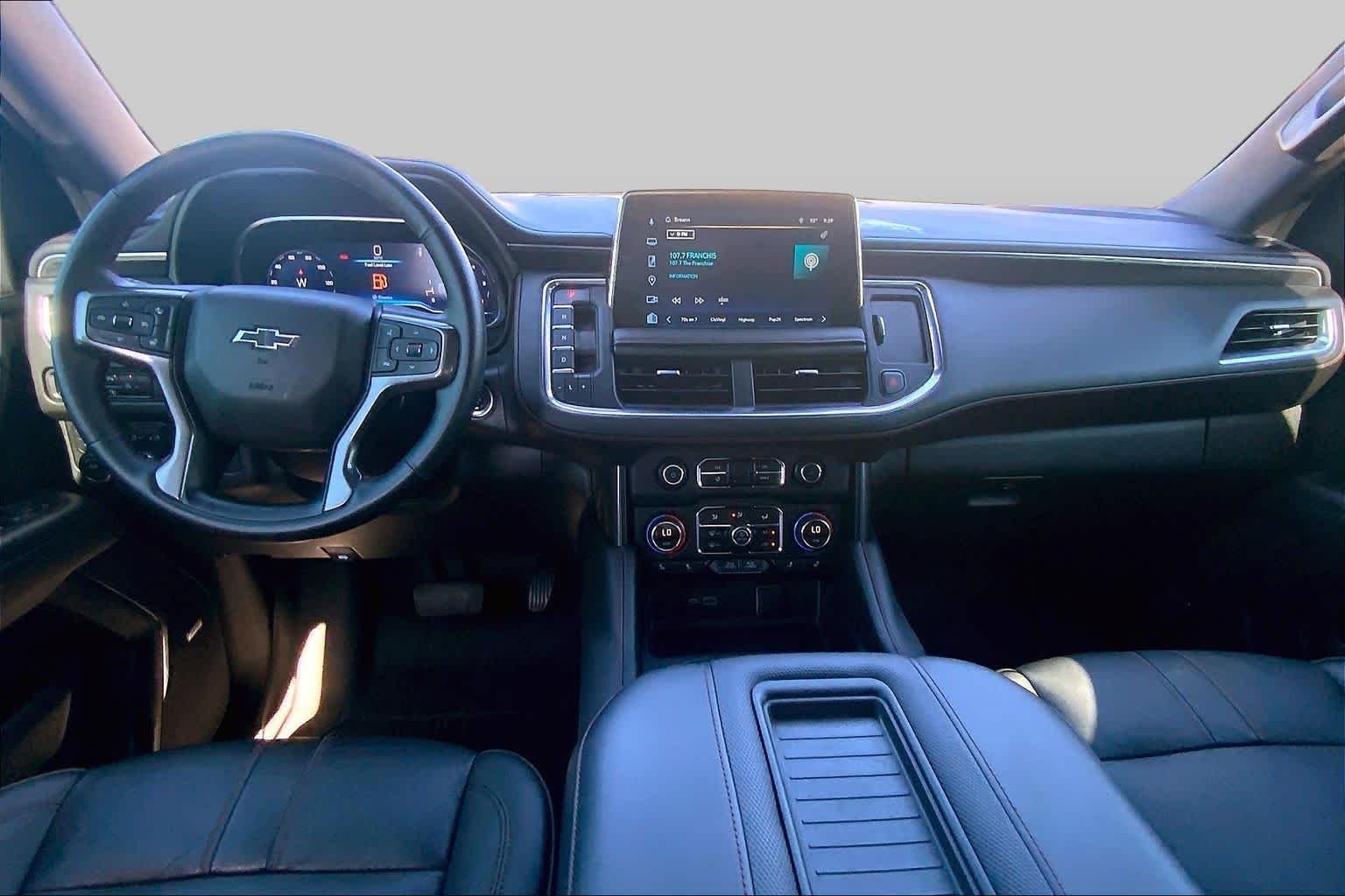2023 Chevrolet Suburban RST - Photo 14
