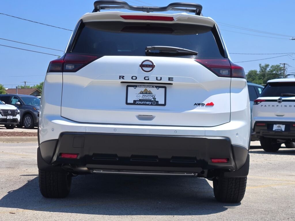 New 2026 Everest White Pearl TriCoat Nissan Rock Creek® image 14