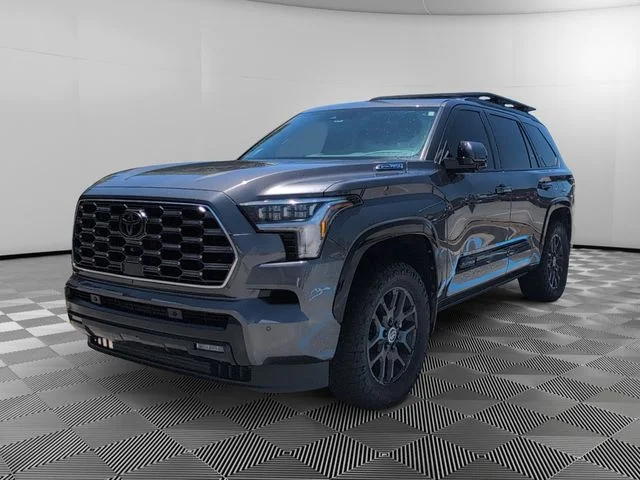 2024 Toyota Sequoia Platinum 4WD i-FORCE MAX Hybrid's photo