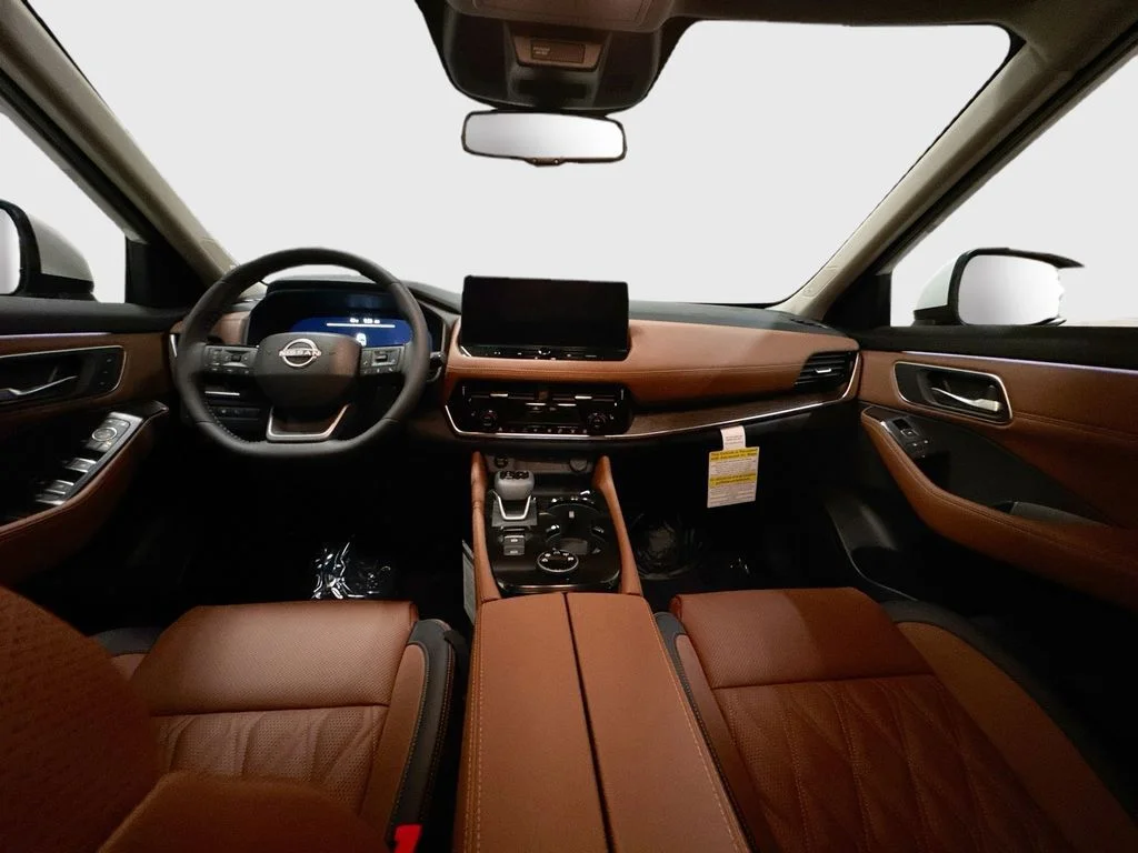 2026 Nissan Rogue Platinum - Photo 7