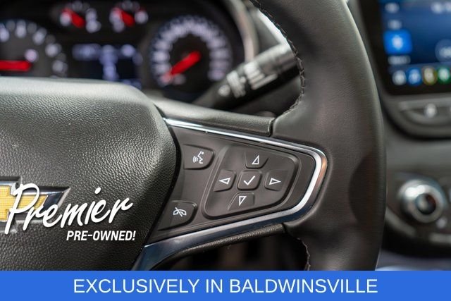 Used 2025 White Chevrolet LT image 21
