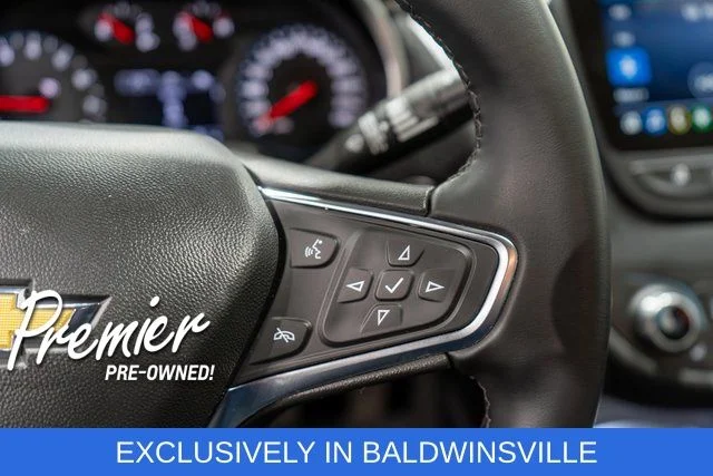 Used 2025 White Chevrolet LT image 21