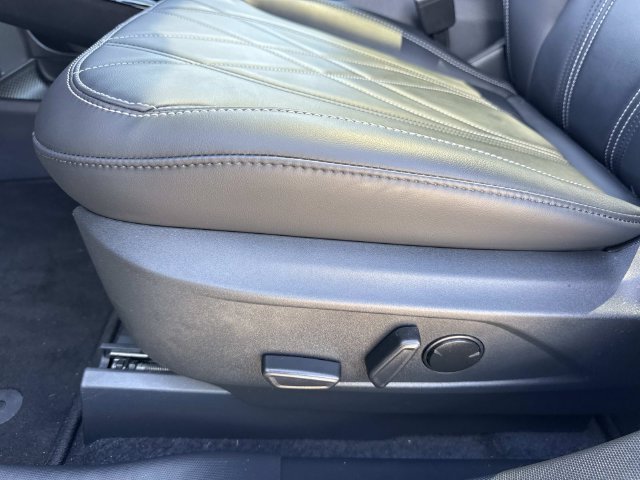 Used 2023 Blue Ford California Route 1 image 45
