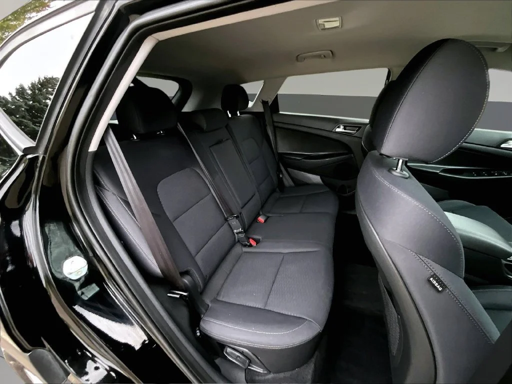 Used 2019 Black Hyundai Value image 29