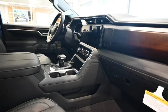 2026 GMC Sierra 1500 Denali - Photo 18