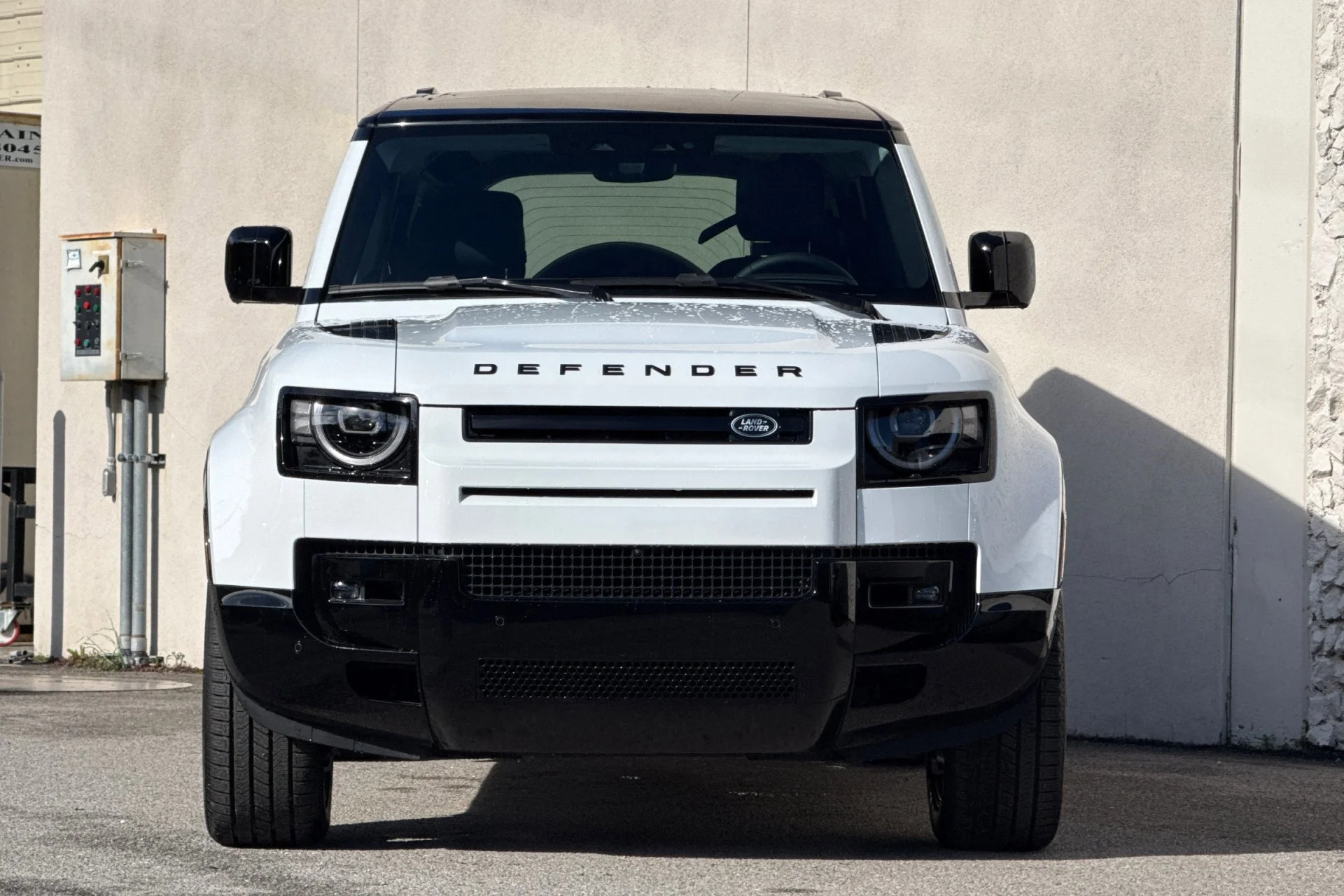 New 2026 Fuji White Land Rover X-Dynamic SE image 10