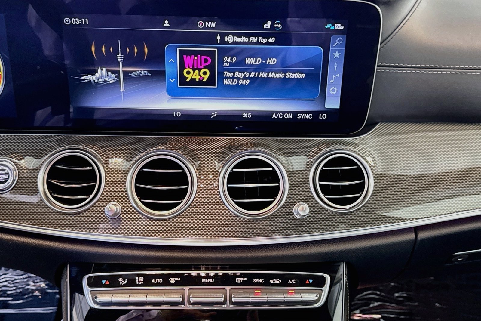 Used 2020 Designo Diamond White Metallic Mercedes-Benz AMG® E 63 S image 15