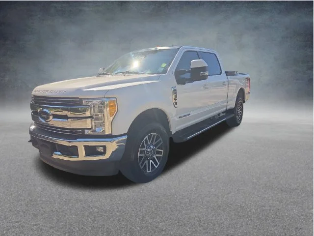 Used 2017 White Ford Lariat image 4