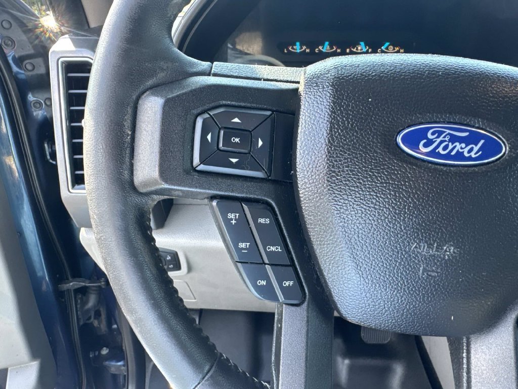 Used 2017 Blue Ford XLT image 22